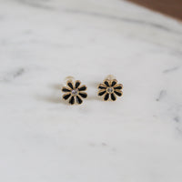 Daisy Studs