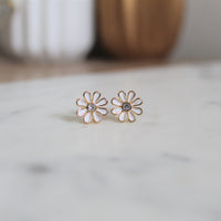 Daisy Studs