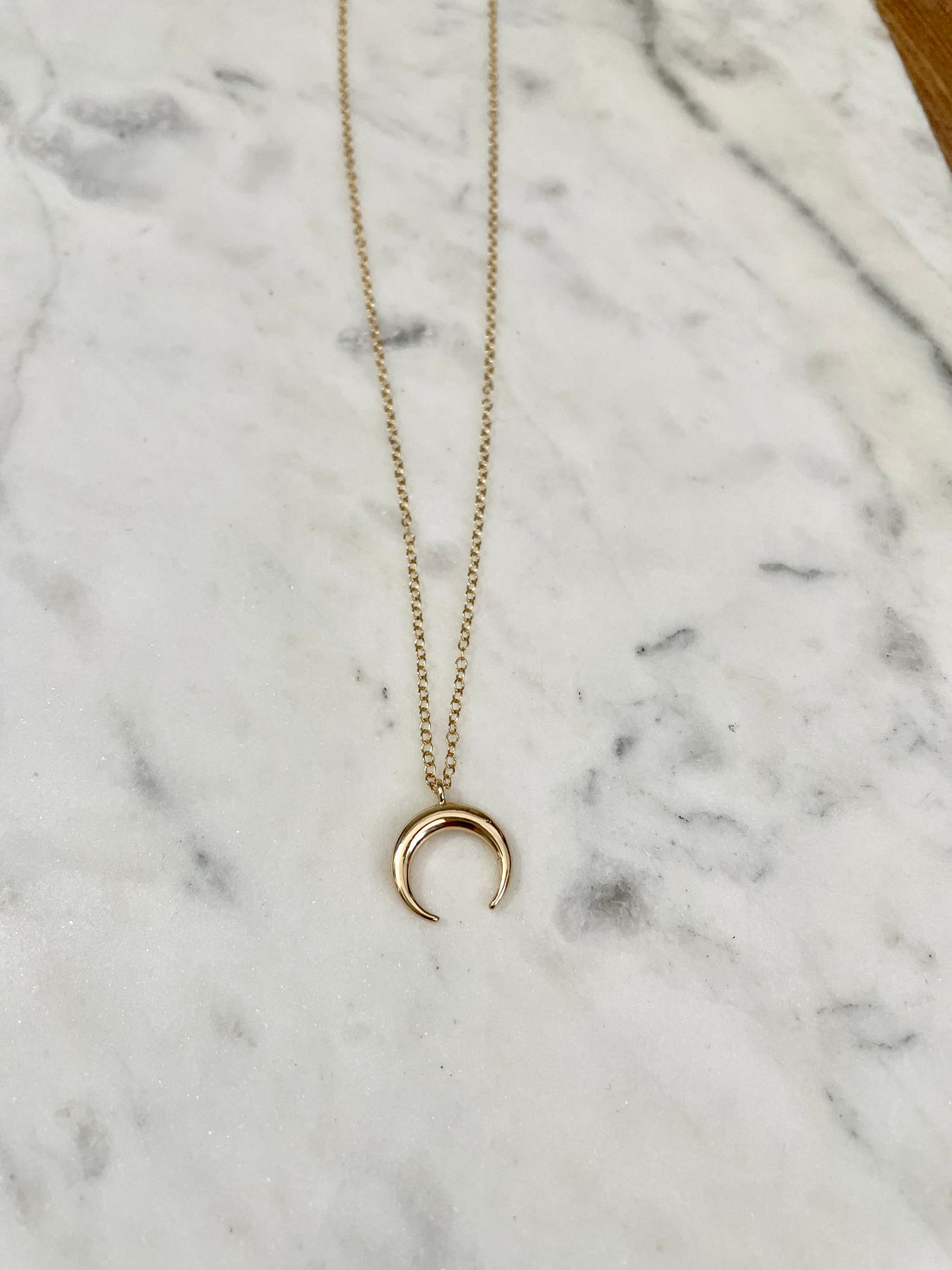 Crescent Necklace in Gold